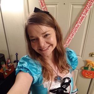 Meet your Posher, Sara